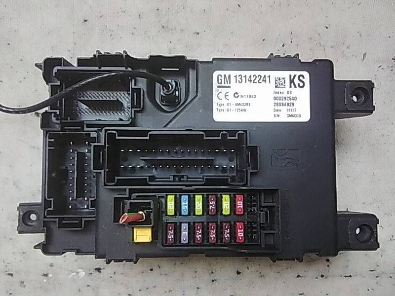 фото №1, 9237 opel corsa d коробка запобіжників 13142241