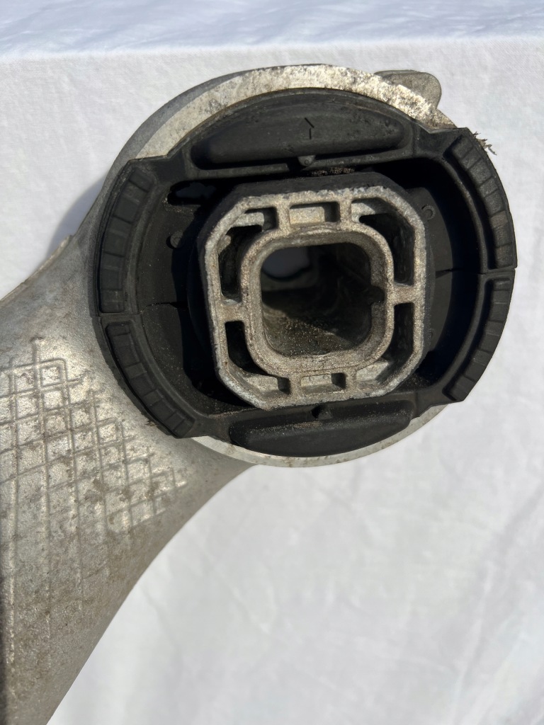 Bmw f06 f07 f10 f11 підрамник підрамник підвіска задній Недорого