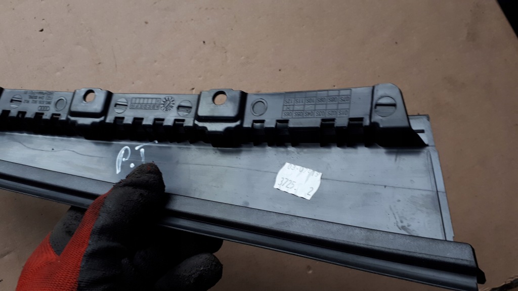 фото №7, S4 b9 a4 8w молдинг захист двері стійка правий задня