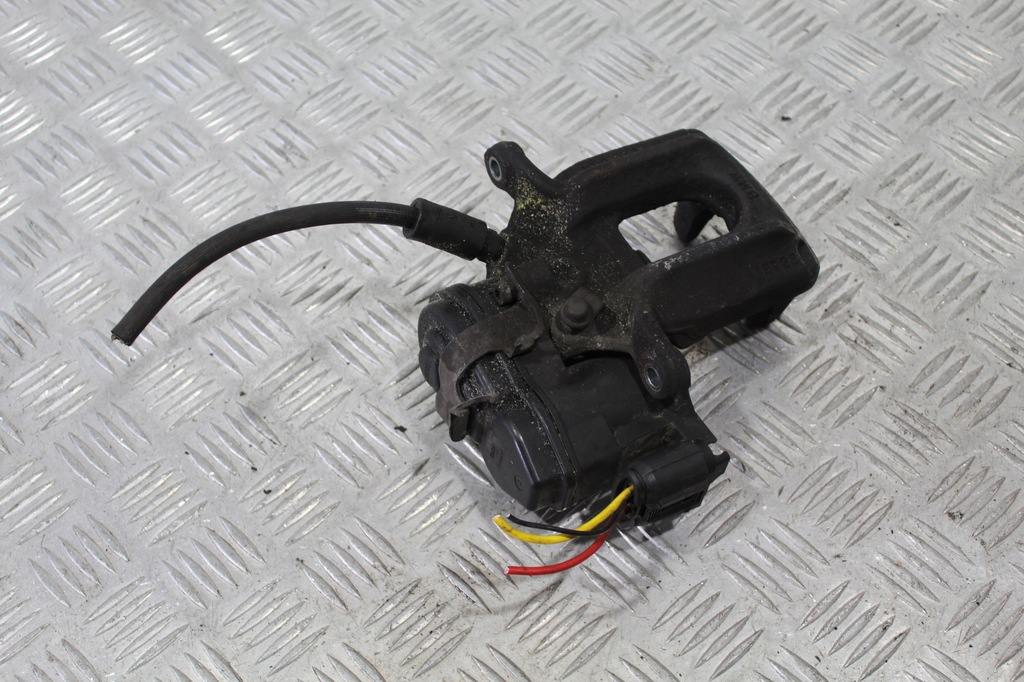 фото №1, Супорт гальмівний правий задня bmw x3 f25