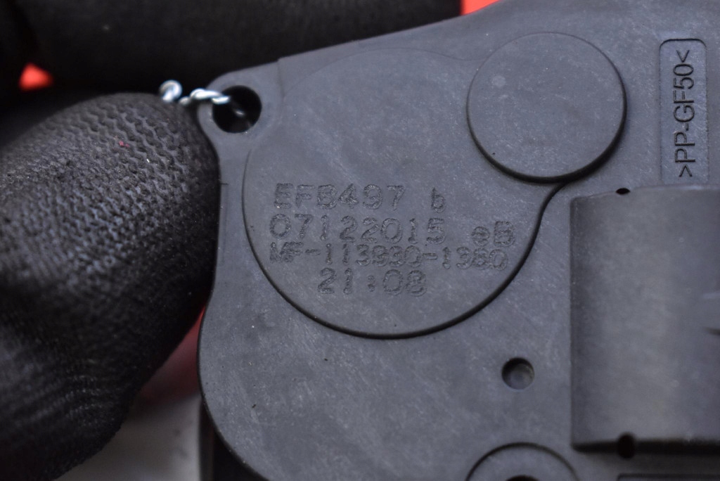 фото №8, Моторчик отопителя mf-113930-1380 jaguar xe x760 2.0 d 180 km 14-19