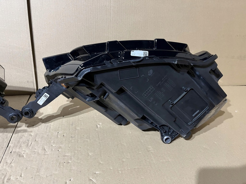 фото №8, Skoda kamiq комплект лампа перед левая правая full led