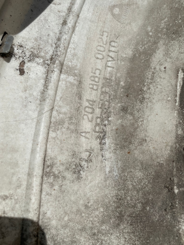 Бампер передний перед mercedes c klasa w204 Доставка