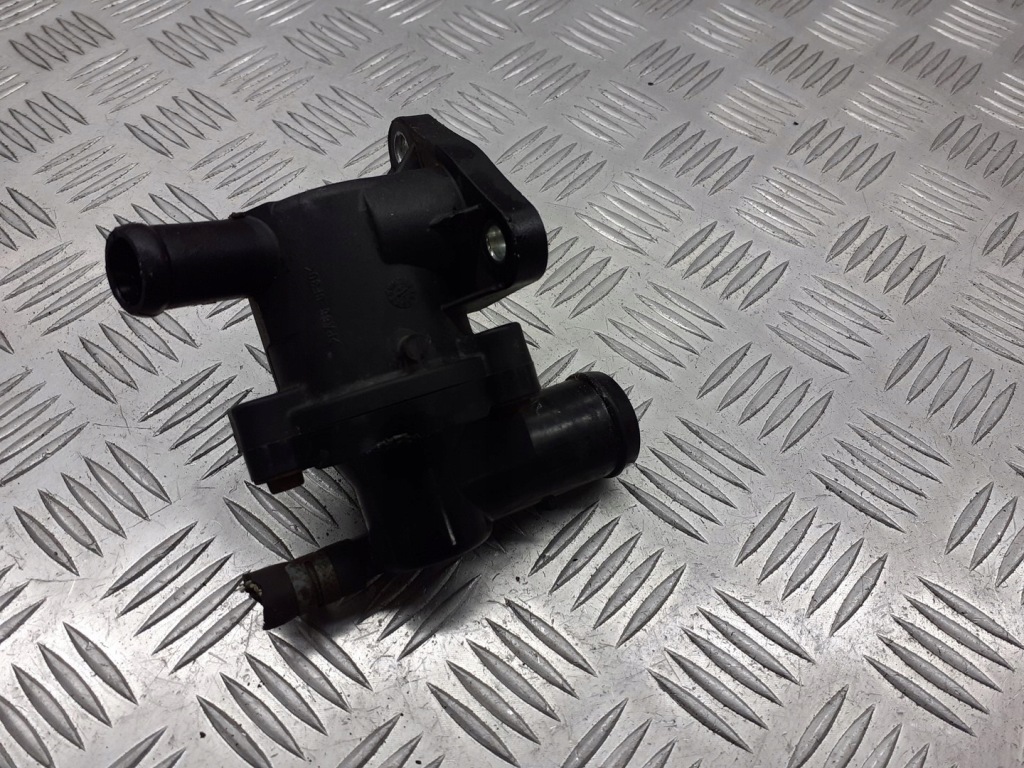 фото №1, Корпус термостата skoda fabia i 1.4