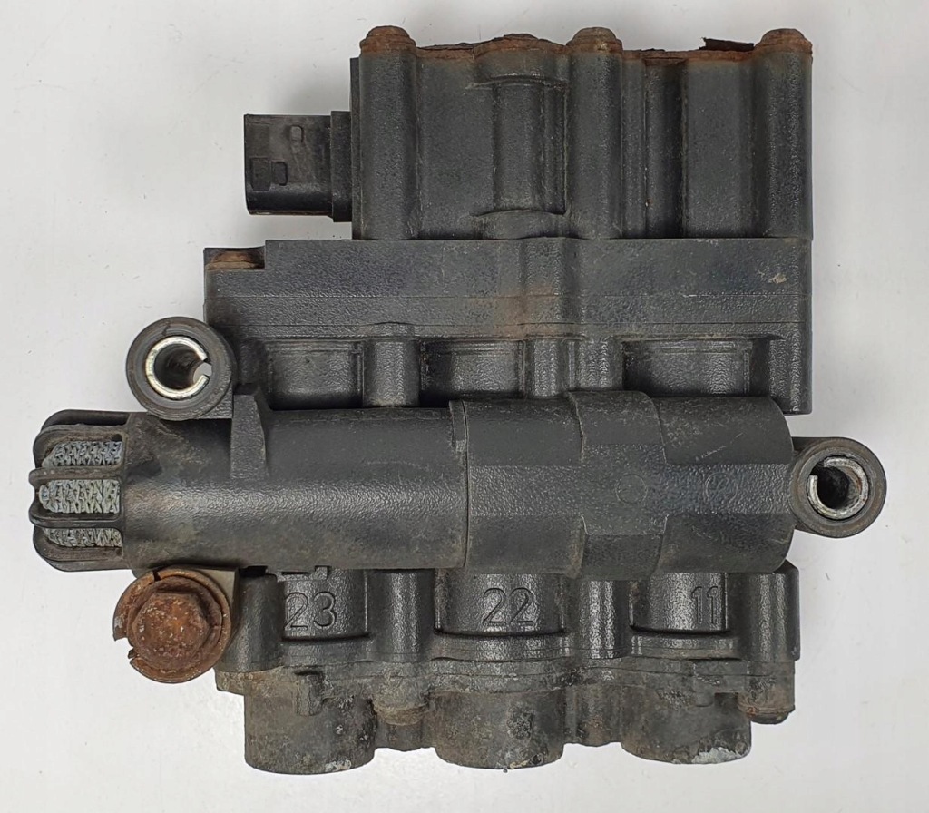 Купити Клапан підвіска подушок ecas mercedes actros mp4 a0013271325