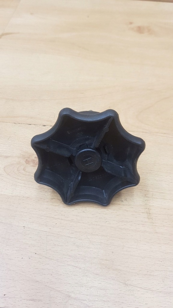 фото №1, Болт колеса запасного audi a8 d2 lift