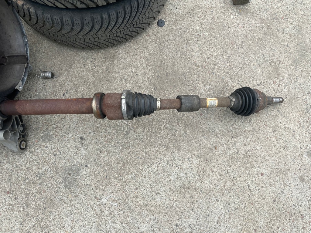 Купить Ford focus mk3 1.0eb приводной вал правая bv61-3b436-rb