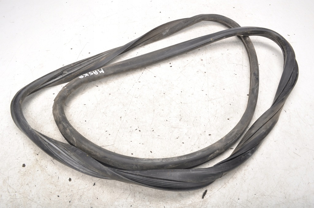 фото №1, Porsche 911 ii 930 прокладка капот