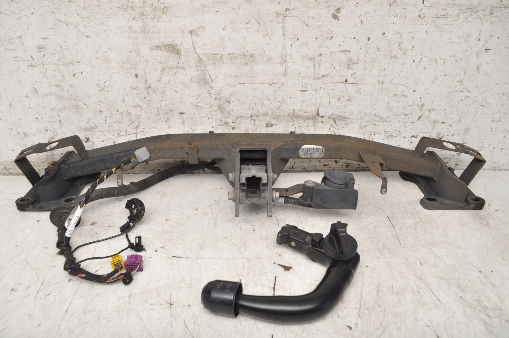 Купити Jaguar xe hak буксирувальний