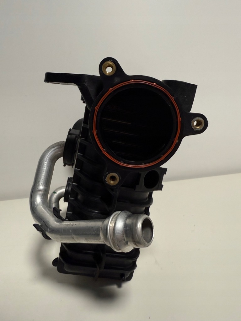 Радіатор інтеркулер mercedes vito viano 3 iii w447 рестайлінг  a6540100900 Ціна