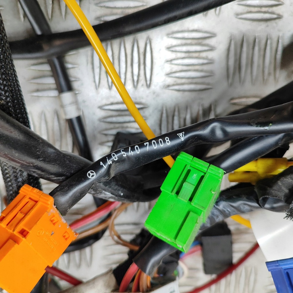 фото №6, Mercedes-benz s w140 1992 левая сторона жгут трубопровод дверь передних