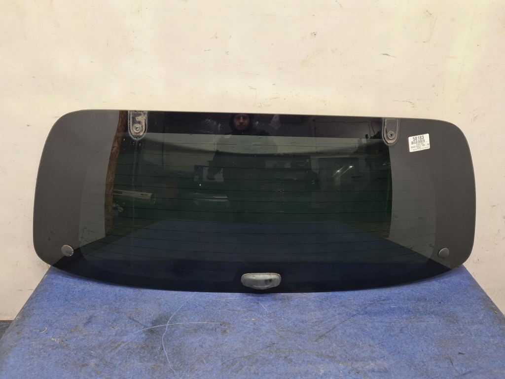 фото №1, Hyundai santa fe i скло кришки багажника