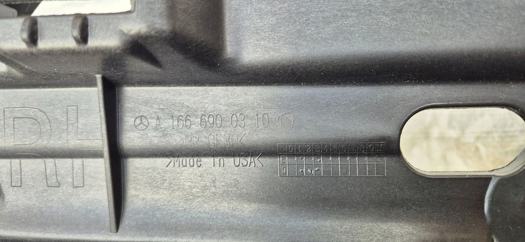 фото №12, Mercedes gls x166 15-19 кронштейн порог порог правого nowe org