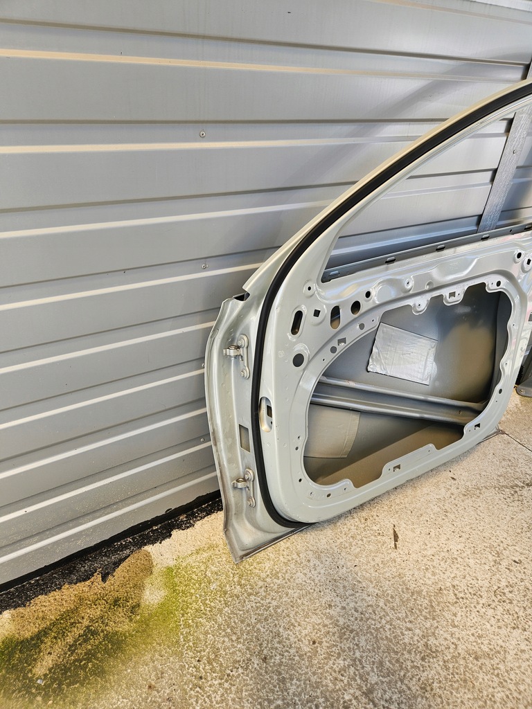 фото №6, Volvo s60 v60 iii 2018- дверь правое передние перед