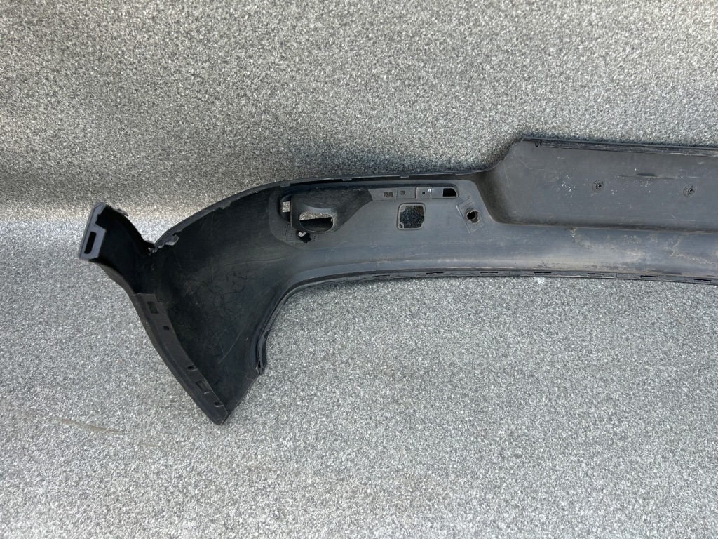 Volvo xc40 2 ii бампер задняя накладка 31449333 poznań Недорого