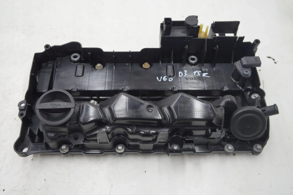 фото №1, Крышка клапанов volvo v60 d3 14 31430348