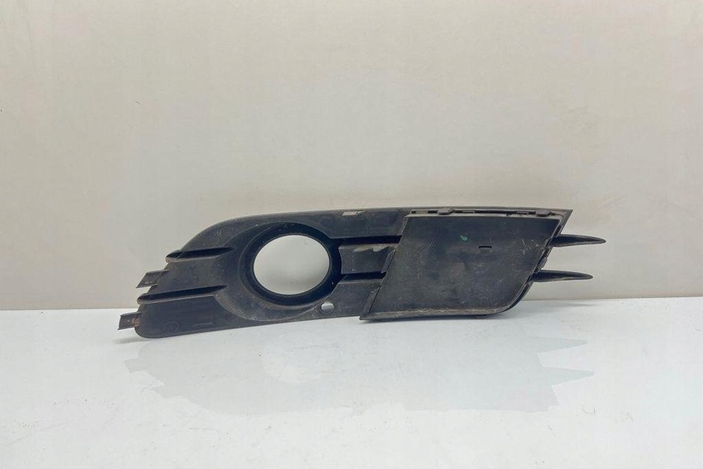 фото №8, Решётка бампера средняя audi 4g0807681a 3.0l дизель 2011