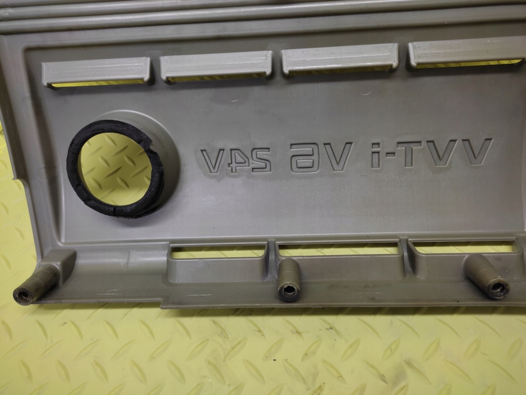 Lexus rx300 3.0 v6 крышка накладка двигателя с Разборки