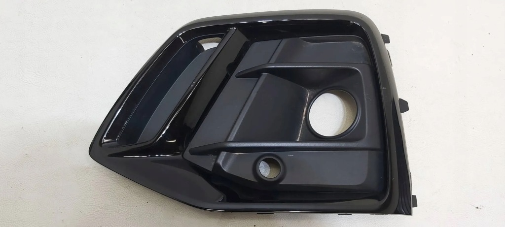 Купить Решётка бампера правая audi q5 ii 80e807679