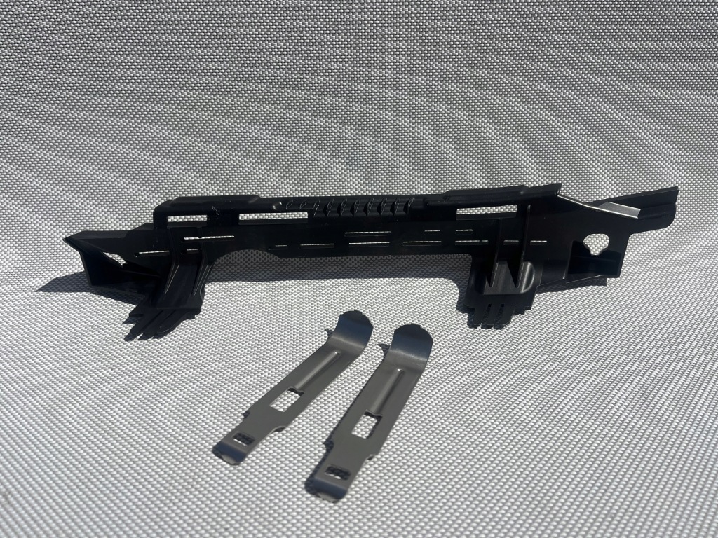 Купить Bmw 6 g32 новый держатель фара левый перед 63117461889