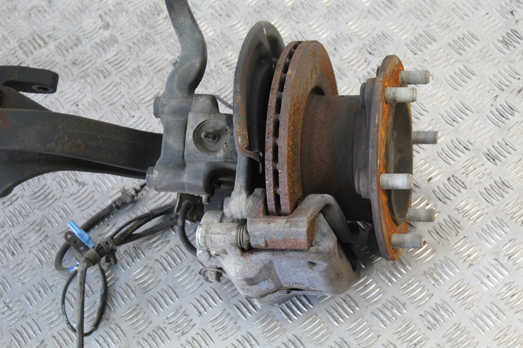 фото №5, Oś балка подвеска перед поворотный кулак nissan nt500