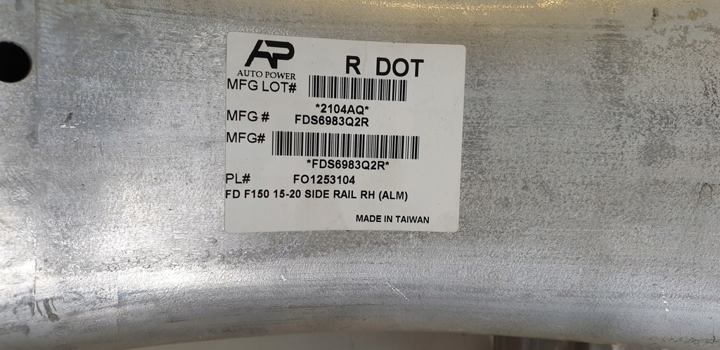 фото №12, Ford f150 кронштейн кронштейн крыла перед правый 14-