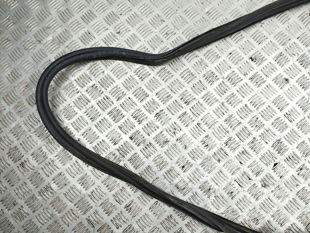 фото №5, Maserati quattroporte 2004 прокладка дверь грузовых