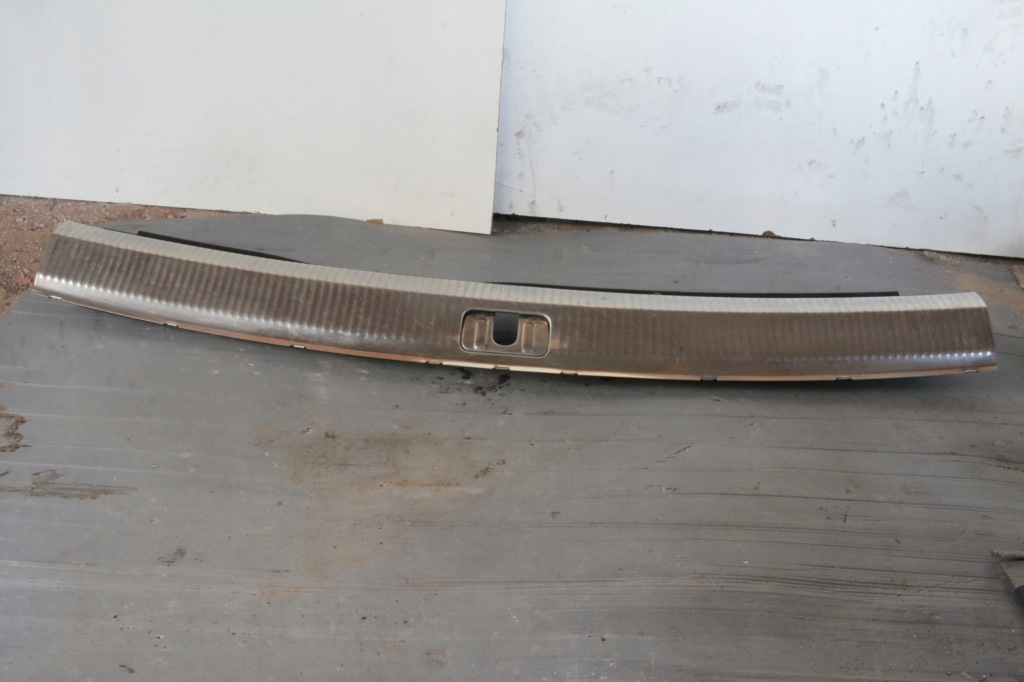 фото №1, Защита накладка бампера поперечина задняя a6 c6