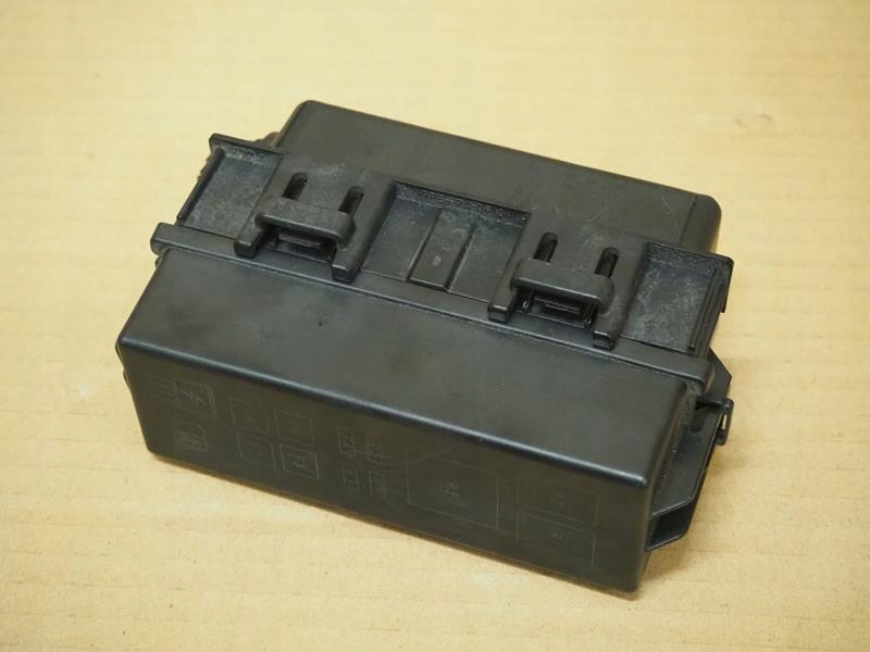 фото №3, Коробка корпус предохранителей jeep compass ii