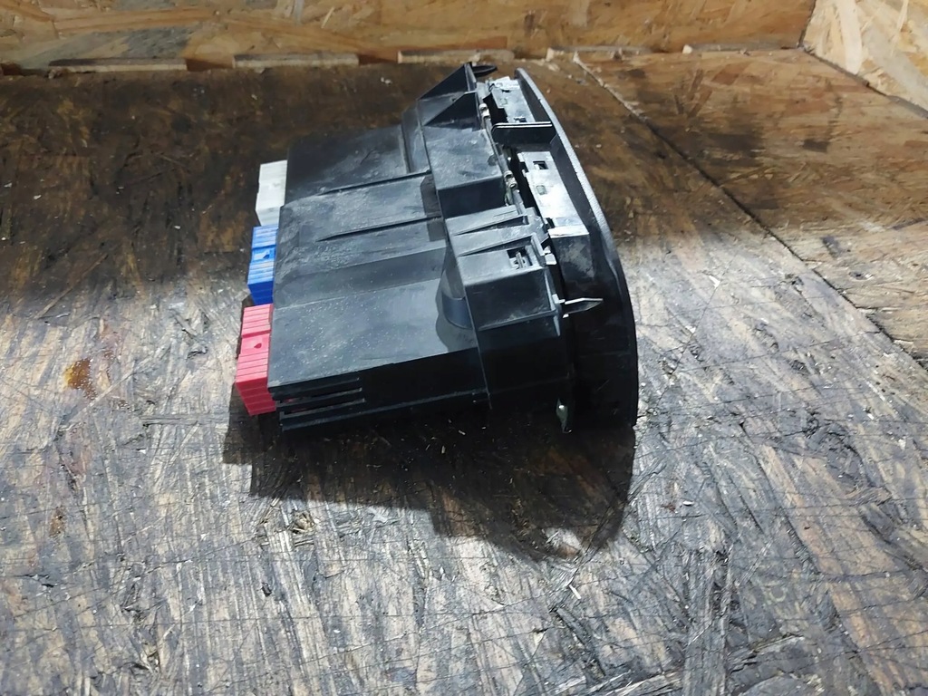 фото №8, Панель обдув кондиціонера ford galaxy 7m0907040as