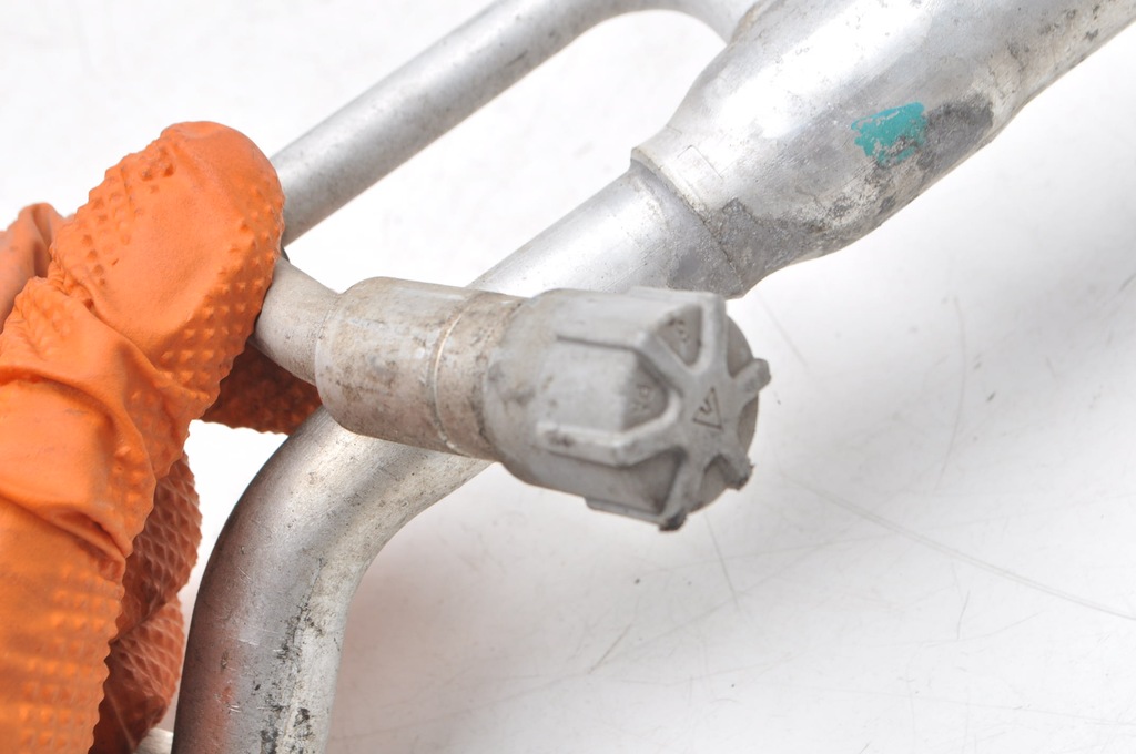 фото №7, Porsche 718 cayman 982 2.0 16v шланг кондиционера 99157310203