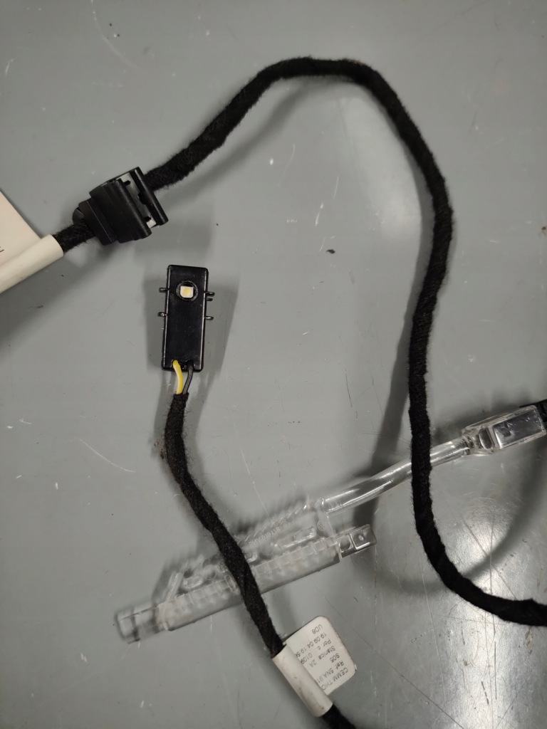 фото №3, Seat tarraco джгут двері правий перед передня led ambiente 5fj971395