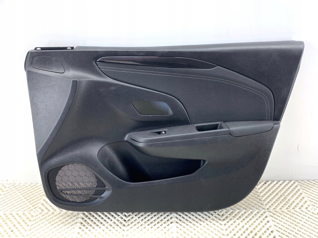 Купить Обшивка дверь правый перед opel corsa f 93476749 хэтчбек обивка