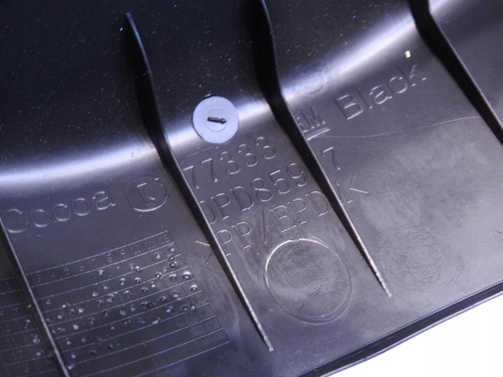 Обивка крышки багажника универсал opel insignia a в Украине