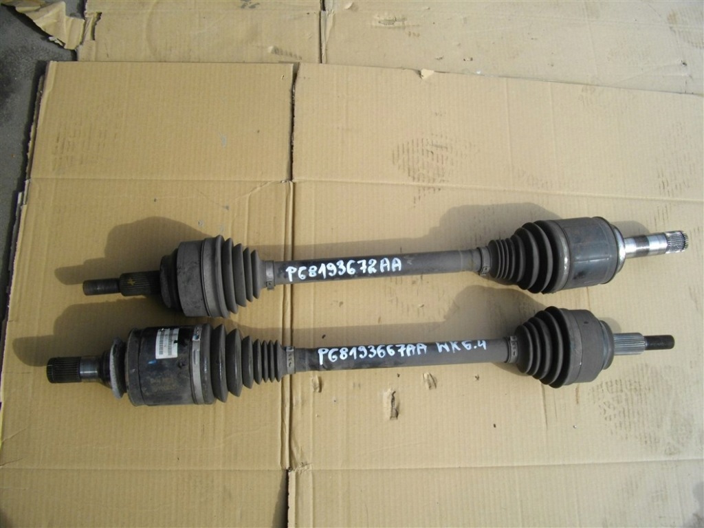фото №1, Привідний вал права задня cherokee wk2 lift p68193667aa