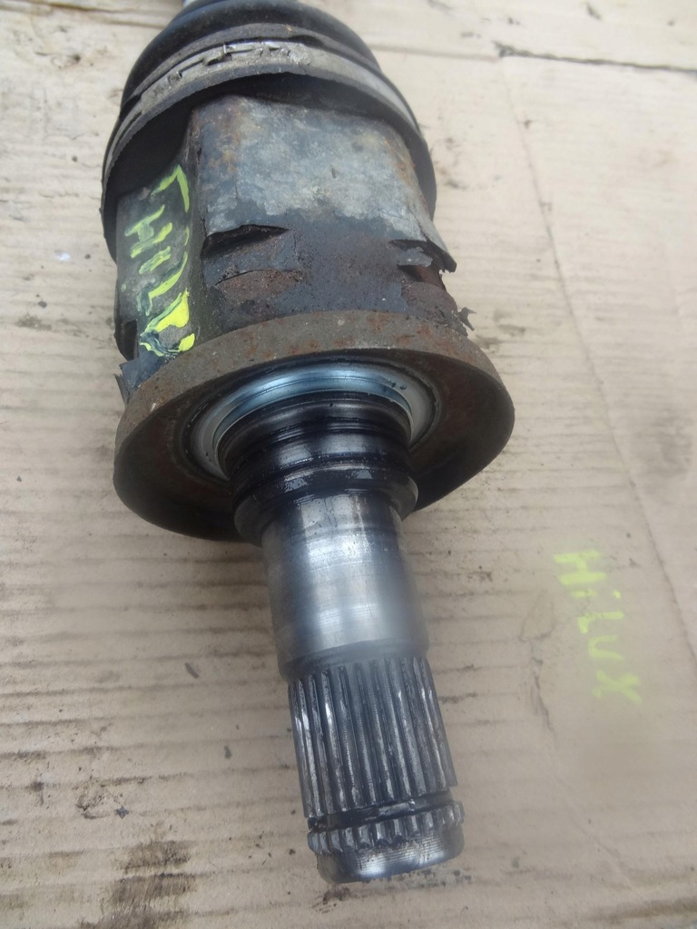 фото №4, Приводной вал левая toyota hilux viii 2.4 d