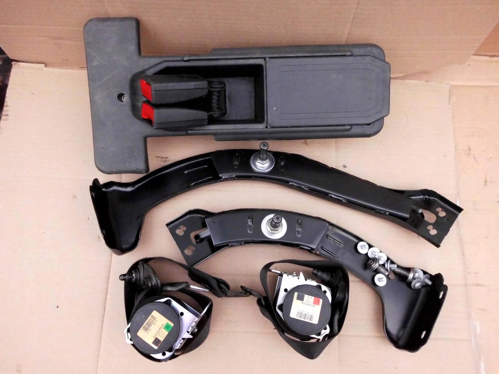 фото №1, Opel zafira b ремни задняя комплект