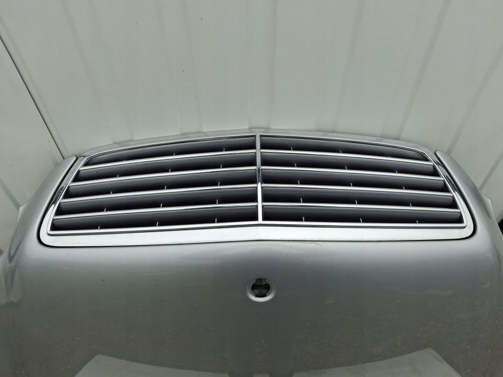 Mercedes w203 капот решётка радиатора w цвет 744 Киев