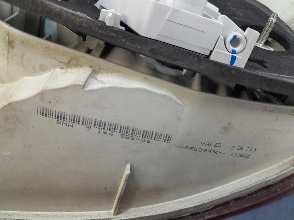 фото №8, Bmw 1 e87 lift лампа задняя левая 7154855