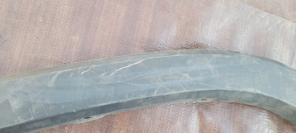 фото №3, Молдинг крыла левый задняя lexus rx