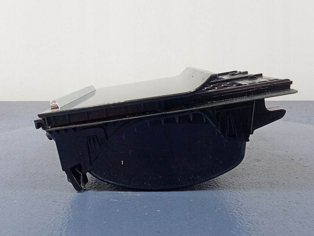 фото №6, Skoda octavia iii бардачок пепельница 5e1863077a