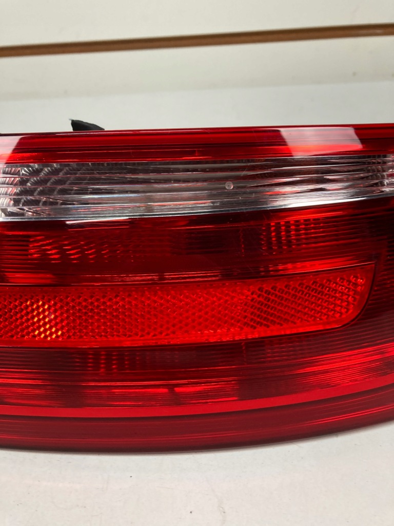 фото №5, Лампа правая задняя audi a5 8t0