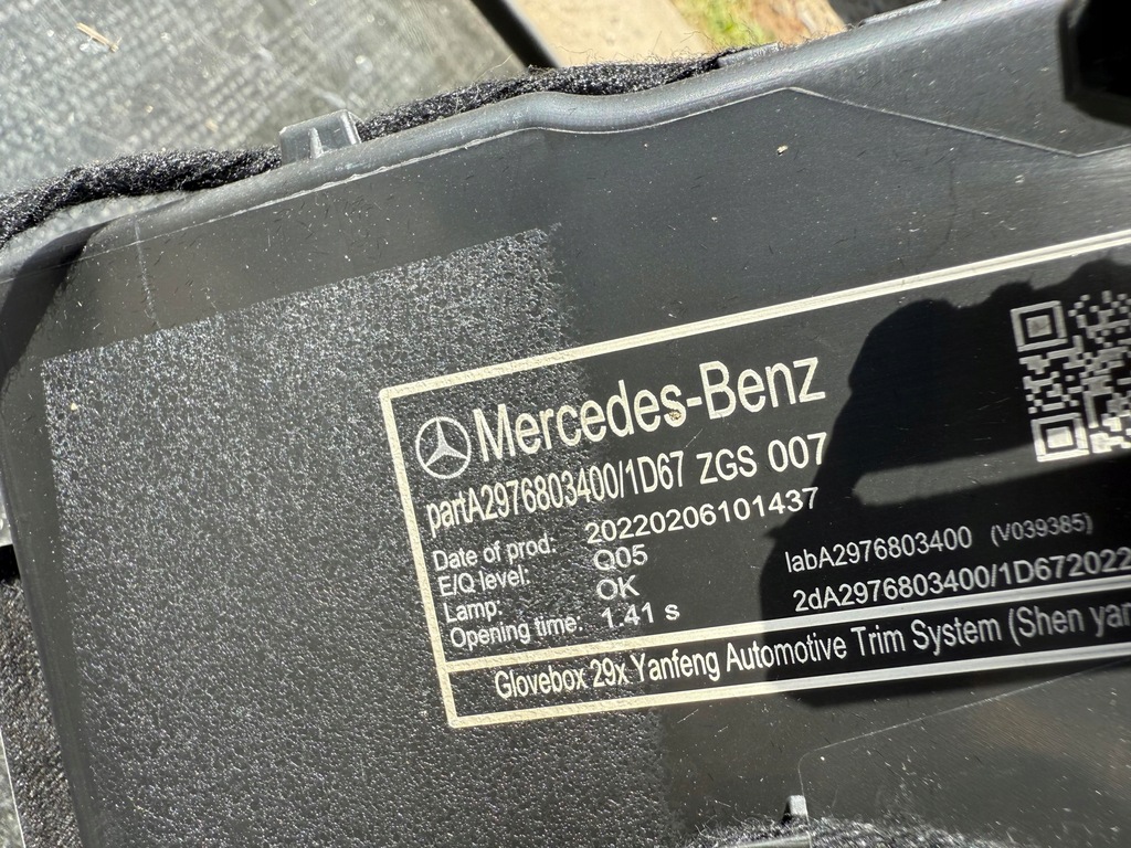 фото №8, Бардачок пасажира світлий mercedes eqe v295 a2976803400