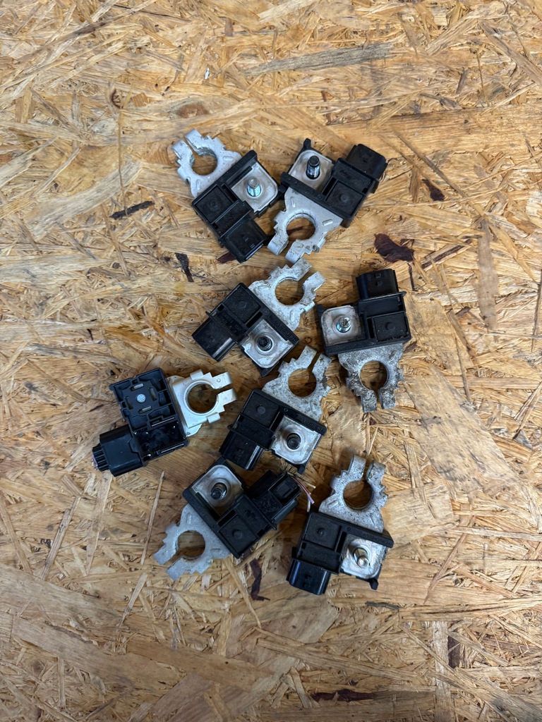 фото №1, Клемма минусовая renault megane iv kadjar talisman scenic iv