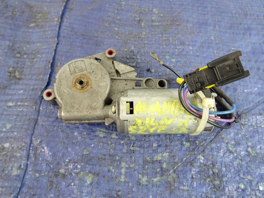 фото №7, Моторчик люк renault avanitme