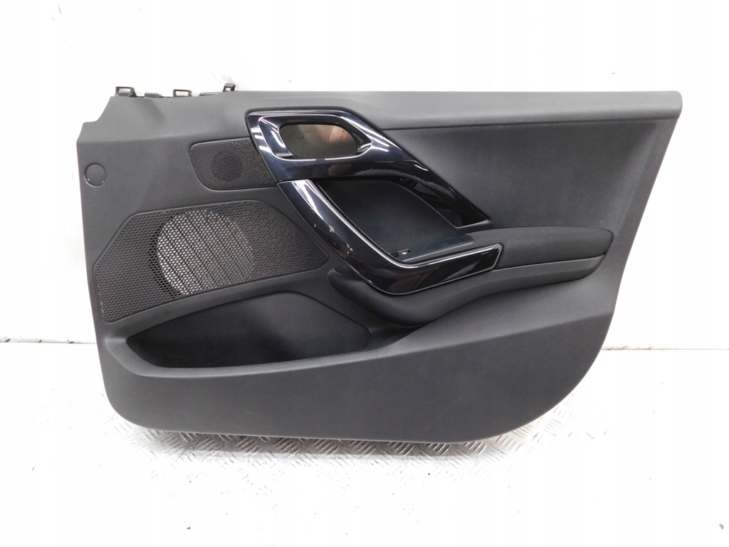 фото №12, Сидіння комплект заднє сидіння обшивки - peugeot 208 i 5d hb 12-19