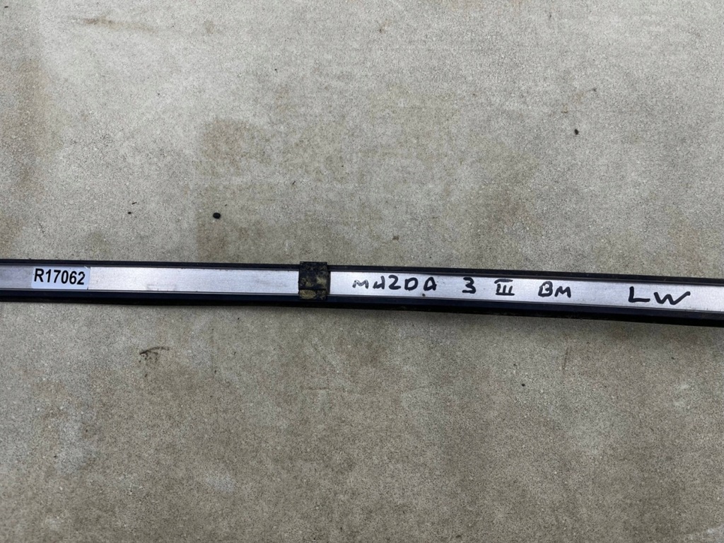 фото №14, Молдинг mazda 3 iii bm 13-19r. кровельная левая накладка заглушка