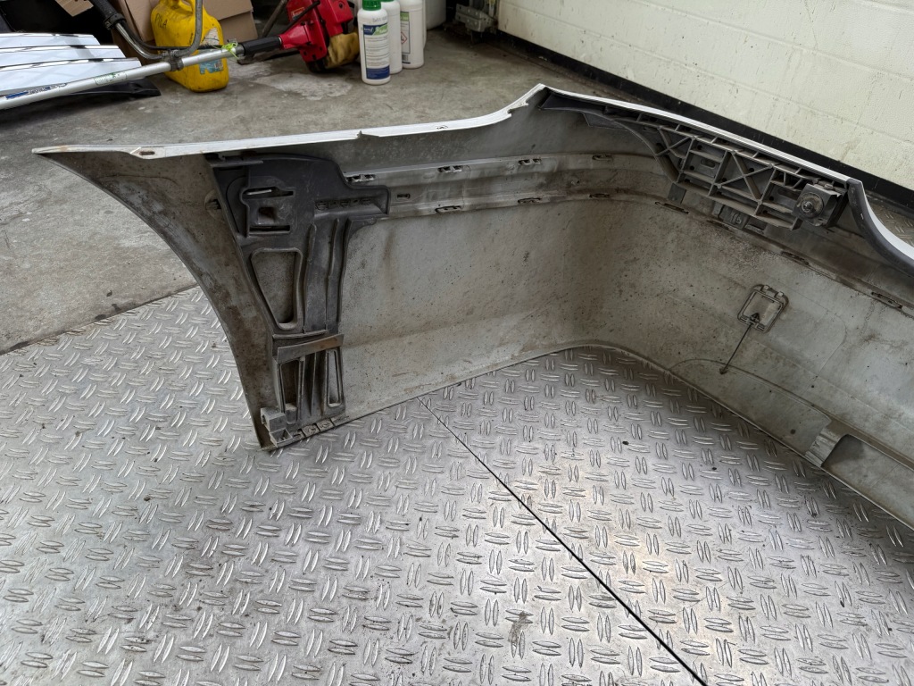 Mercedes e w211 02-06 бампер задняя задний hak комплект 744 Оригинал