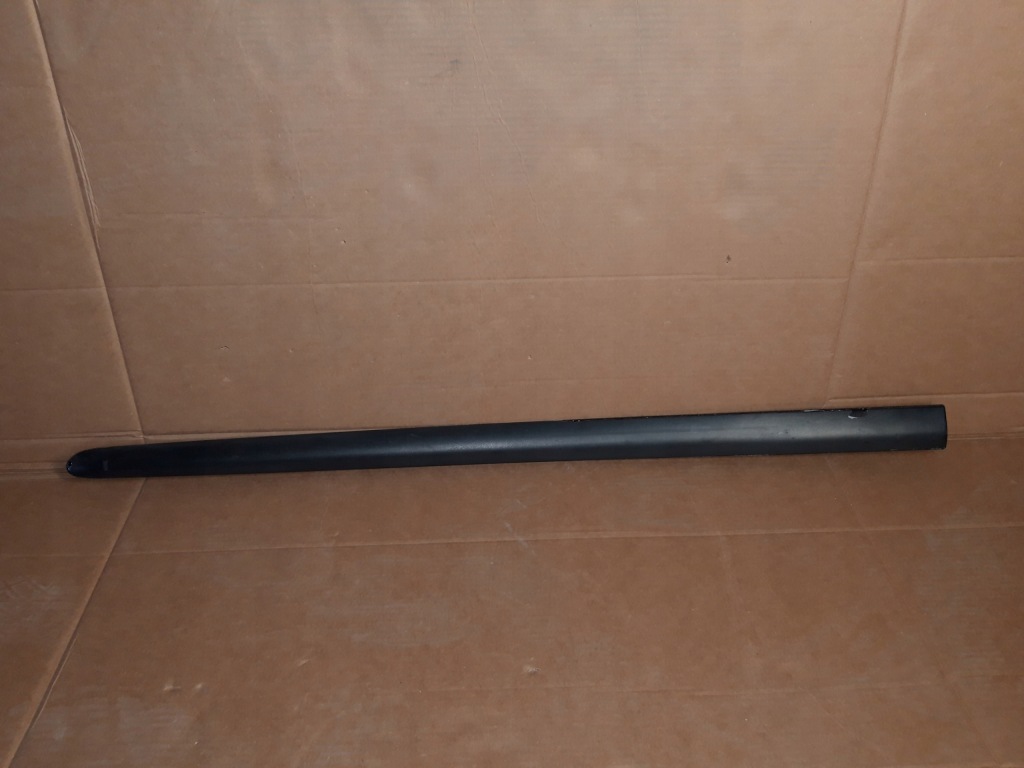 фото №1, Mitsubishi colt 6 mr957270 молдинг двері передня права