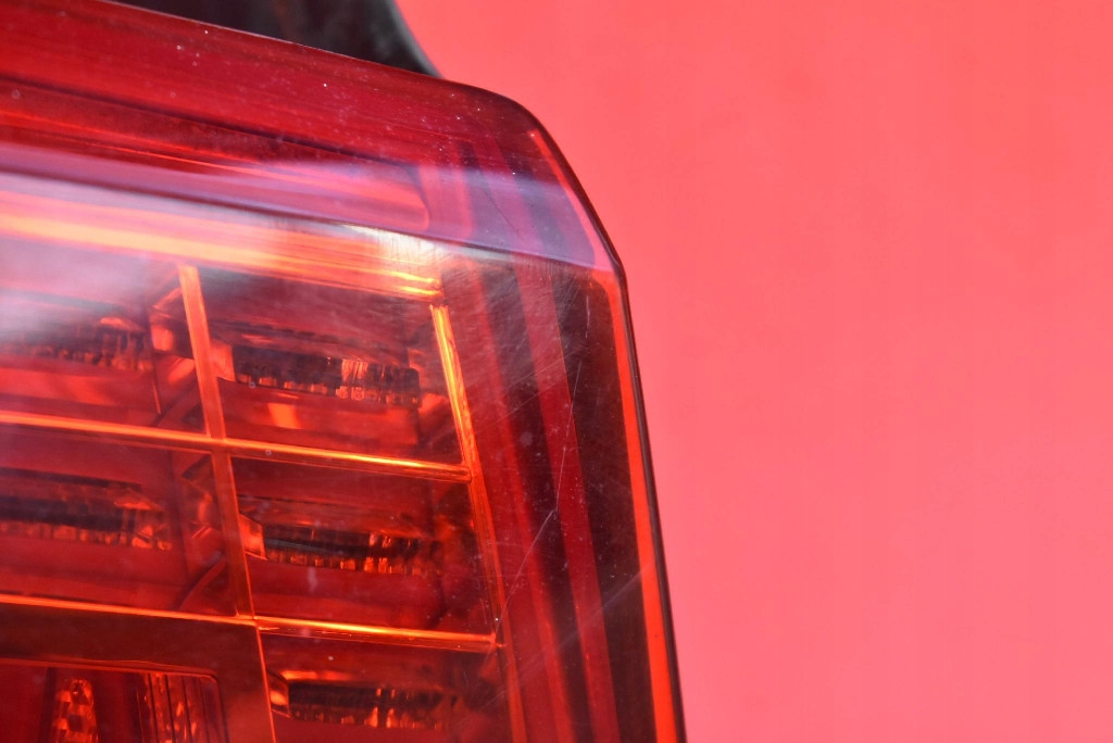 фото №13, Лампа ліва задня задня 3ae945207b 2sk010744-01 vw passat b7 sedan 10-15